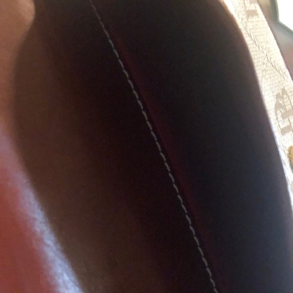 Dooney & Bourke - Picture 7 of 7